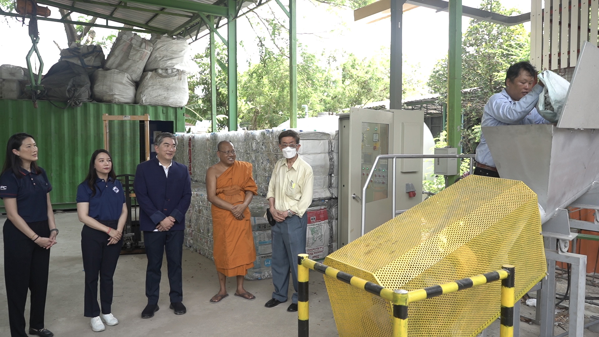 Care the Whale สถานีขยะล่องหน คุ้งบางกะเจ้า (2)